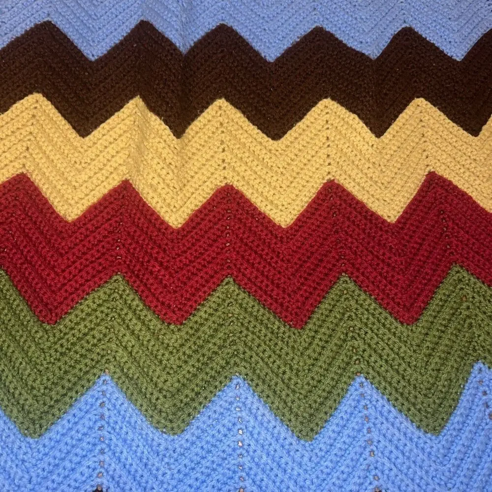 Vtg Handmade Retro Afghan Blanket Zig Zag Chevron Blue Green Yellow Red 77 X 52”